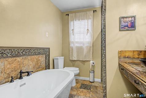 129 Gene Street East Haven CT 06513