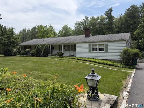 18 Great Hill Road Newtown CT 06470
