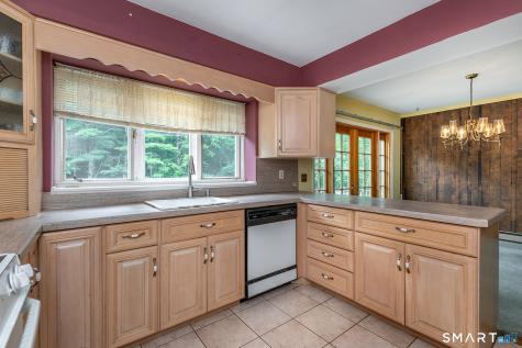 18 Great Hill Road Newtown CT 06470