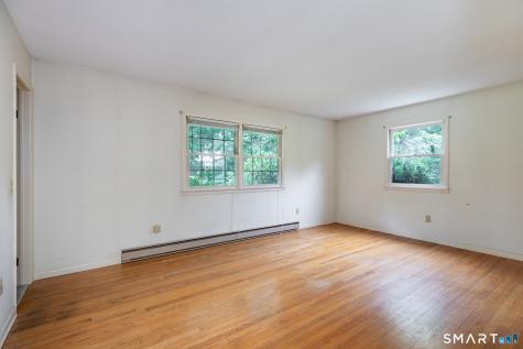18 Great Hill Road Newtown CT 06470