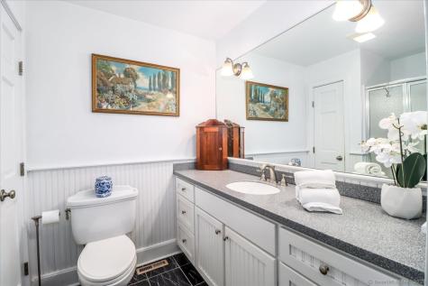 63 Main Street Newtown CT 06470