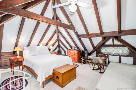 63 Main Street Newtown CT 06470