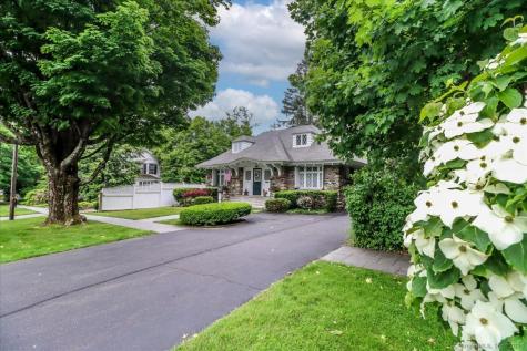 63 Main Street Newtown CT 06470