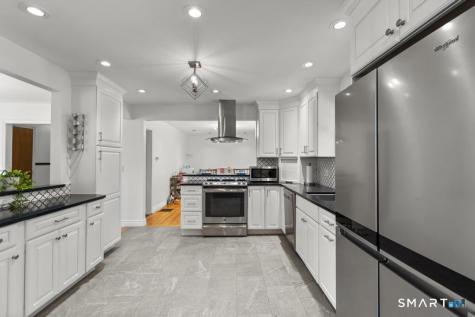 45 Ansonia Road Woodbridge CT 06525