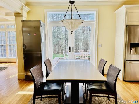 16 Brownstone Turn Simsbury CT 06089