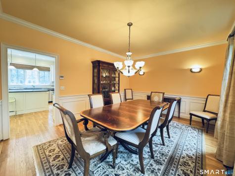 16 Brownstone Turn Simsbury CT 06089