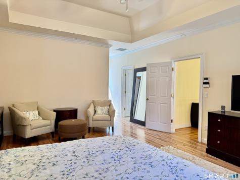 16 Brownstone Turn Simsbury CT 06089
