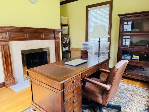 16 Brownstone Turn Simsbury CT 06089