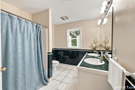 4 Quail Run Drive Danbury CT 06811