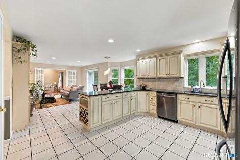 4 Quail Run Drive Danbury CT 06811