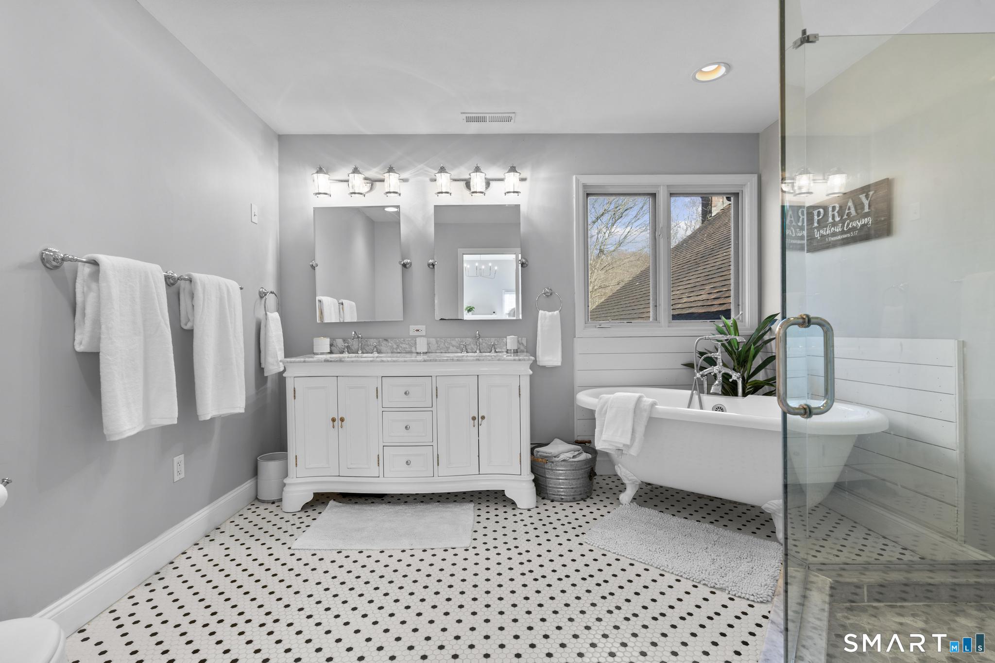 28 Rodeo Drive Monroe CT 06468