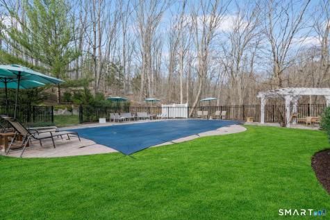 28 Rodeo Drive Monroe CT 06468
