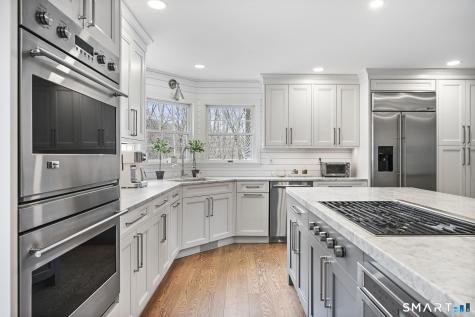 6 Shepards Way New Fairfield CT 06812