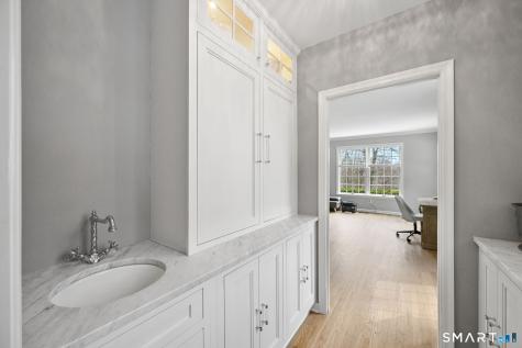 6 Shepards Way New Fairfield CT 06812