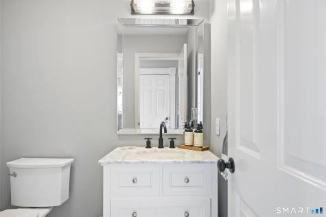 6 Shepards Way New Fairfield CT 06812