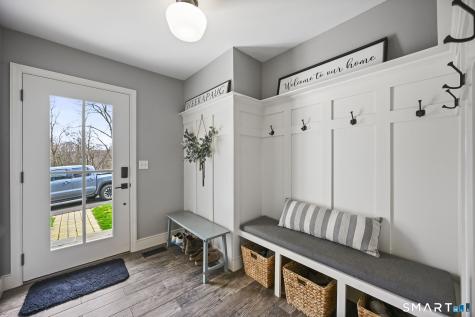 6 Shepards Way New Fairfield CT 06812