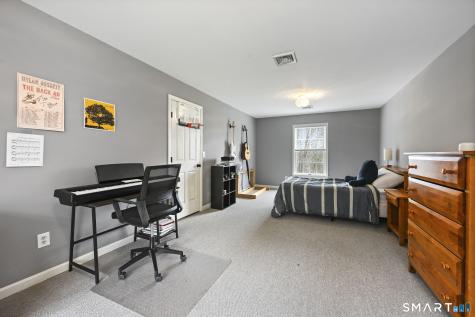 6 Shepards Way New Fairfield CT 06812