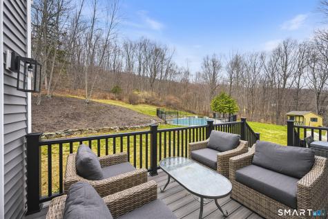 6 Shepards Way New Fairfield CT 06812