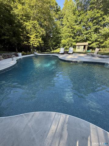 6 Shepards Way New Fairfield CT 06812