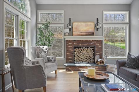 6 Shepards Way New Fairfield CT 06812
