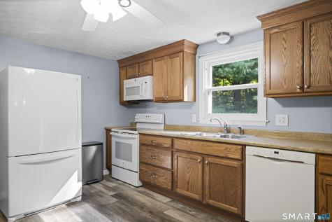 5 Belinda Lane Enfield CT 06082