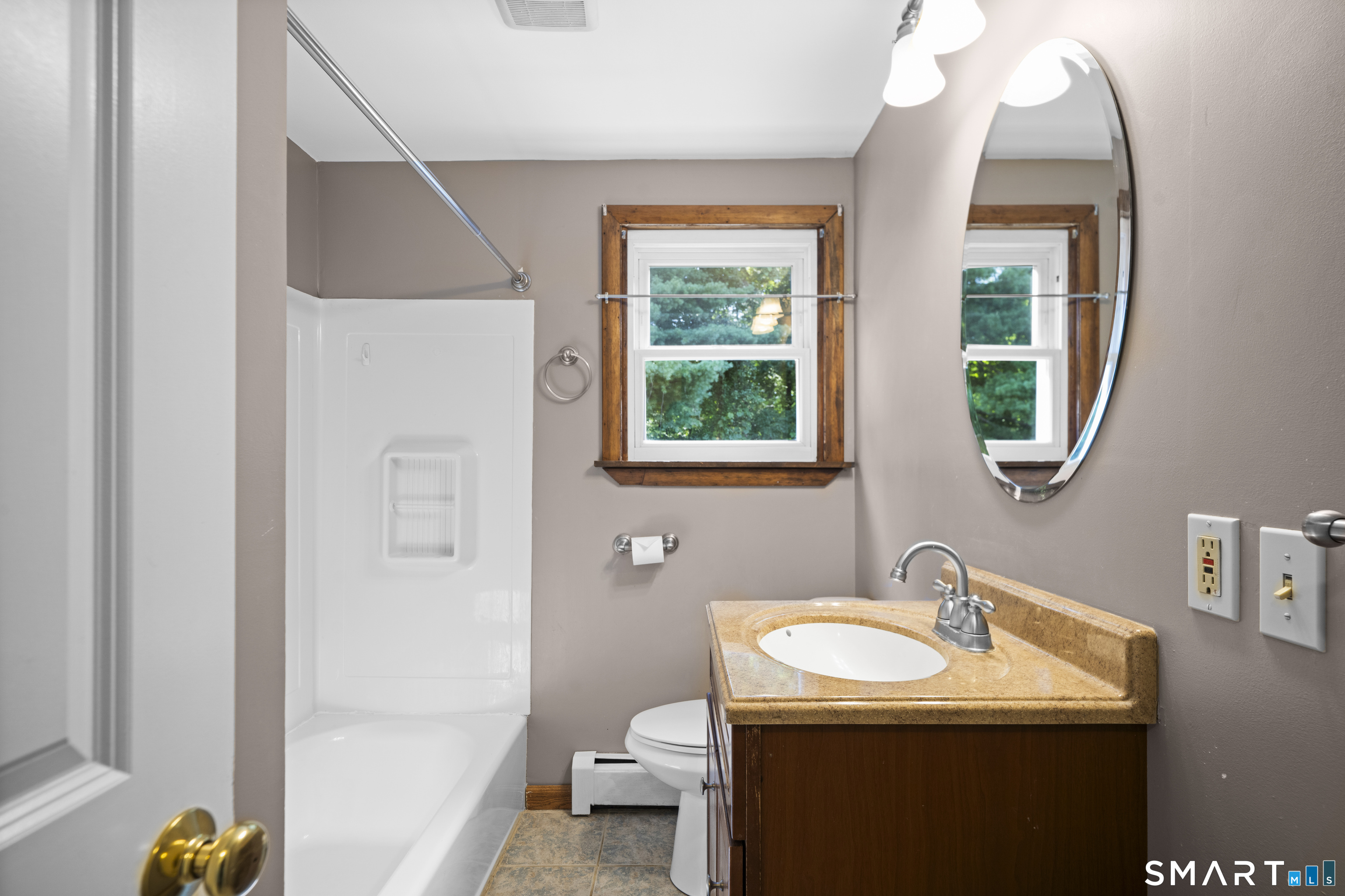 5 Belinda Lane Enfield CT 06082