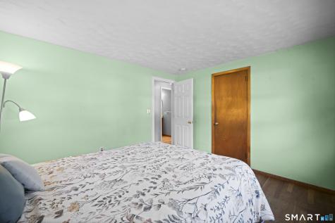 5 Belinda Lane Enfield CT 06082