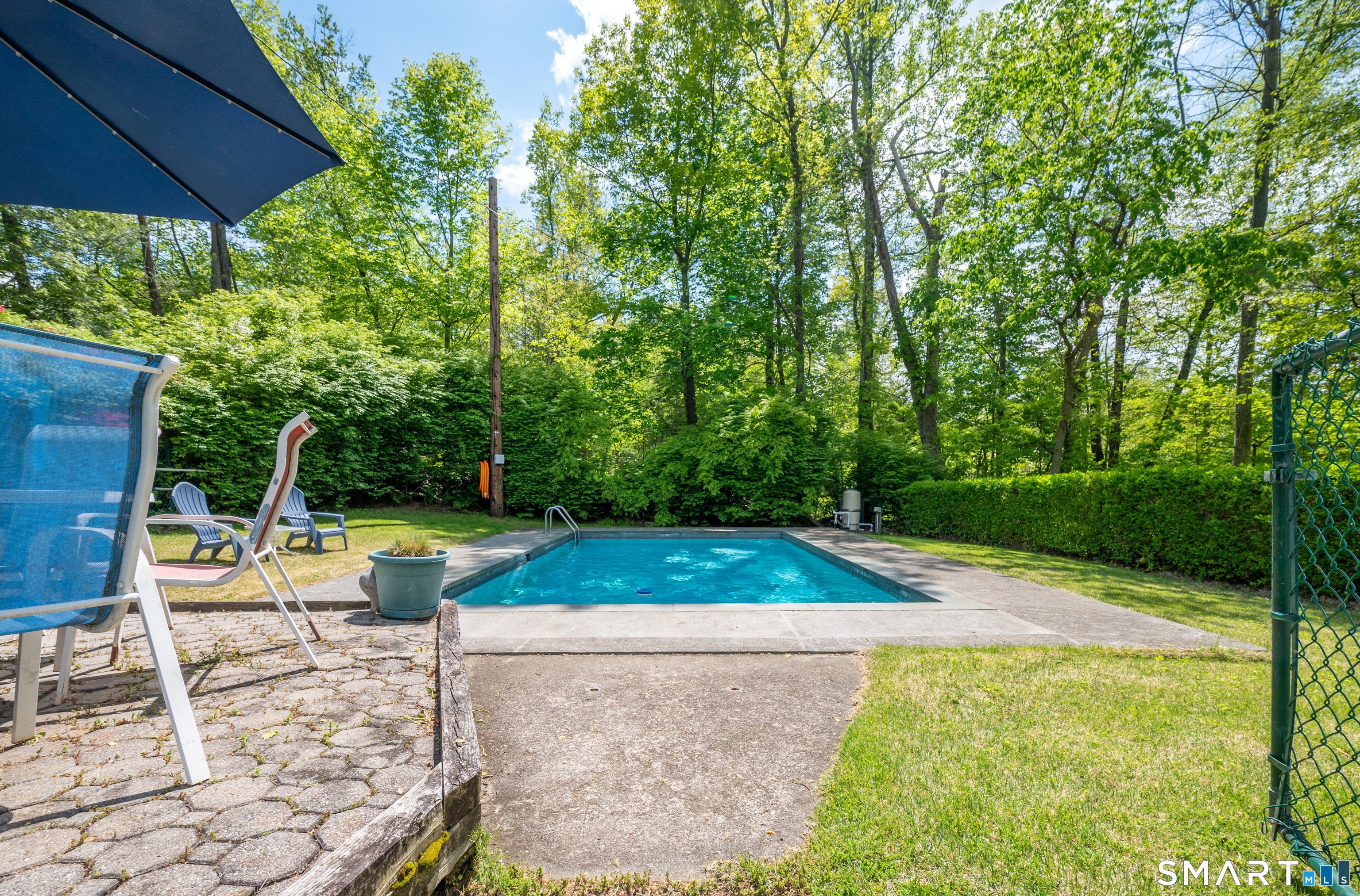 19 Junction Road Brookfield CT 06804