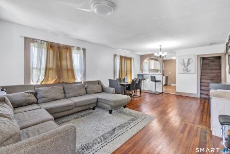 17 Reynolds Avenue Stamford CT 06905