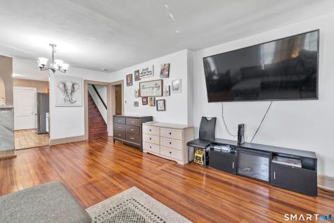 17 Reynolds Avenue Stamford CT 06905