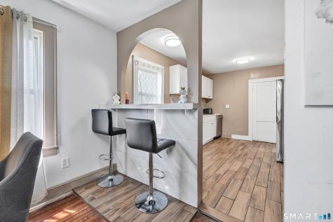 17 Reynolds Avenue Stamford CT 06905