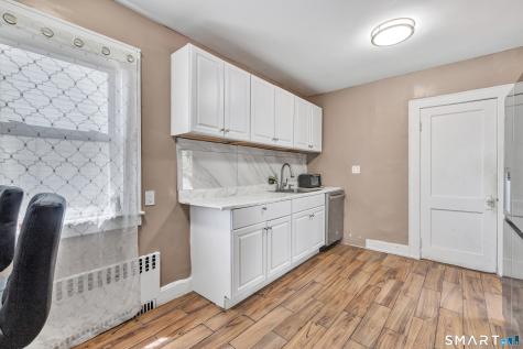 17 Reynolds Avenue Stamford CT 06905