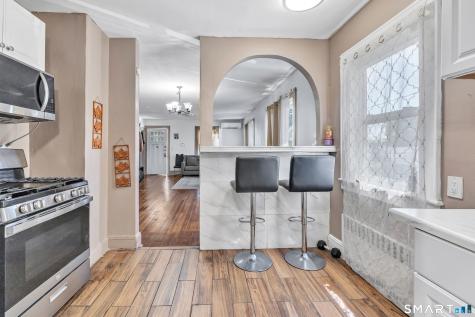 17 Reynolds Avenue Stamford CT 06905