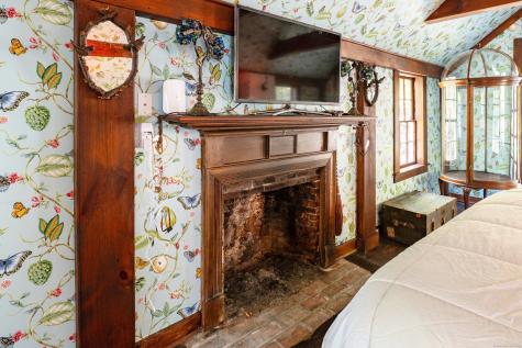 11 Phelps Road East Haddam CT 06423