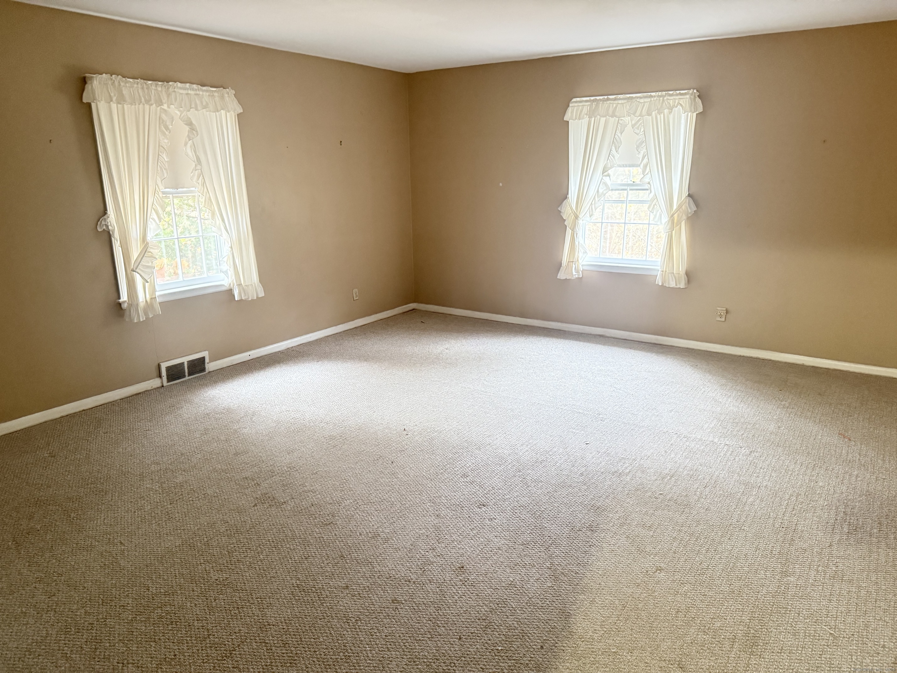 8 Nelson Place Fairfield CT 06825