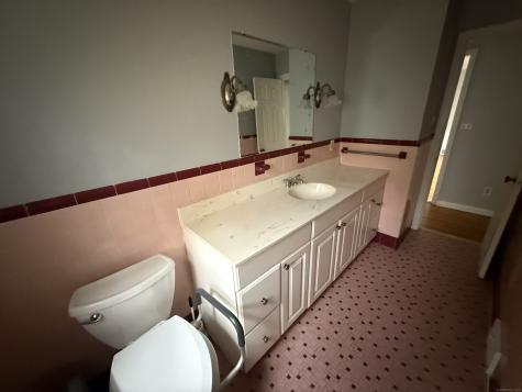 8 Nelson Place Fairfield CT 06825