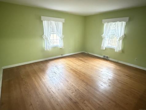 8 Nelson Place Fairfield CT 06825