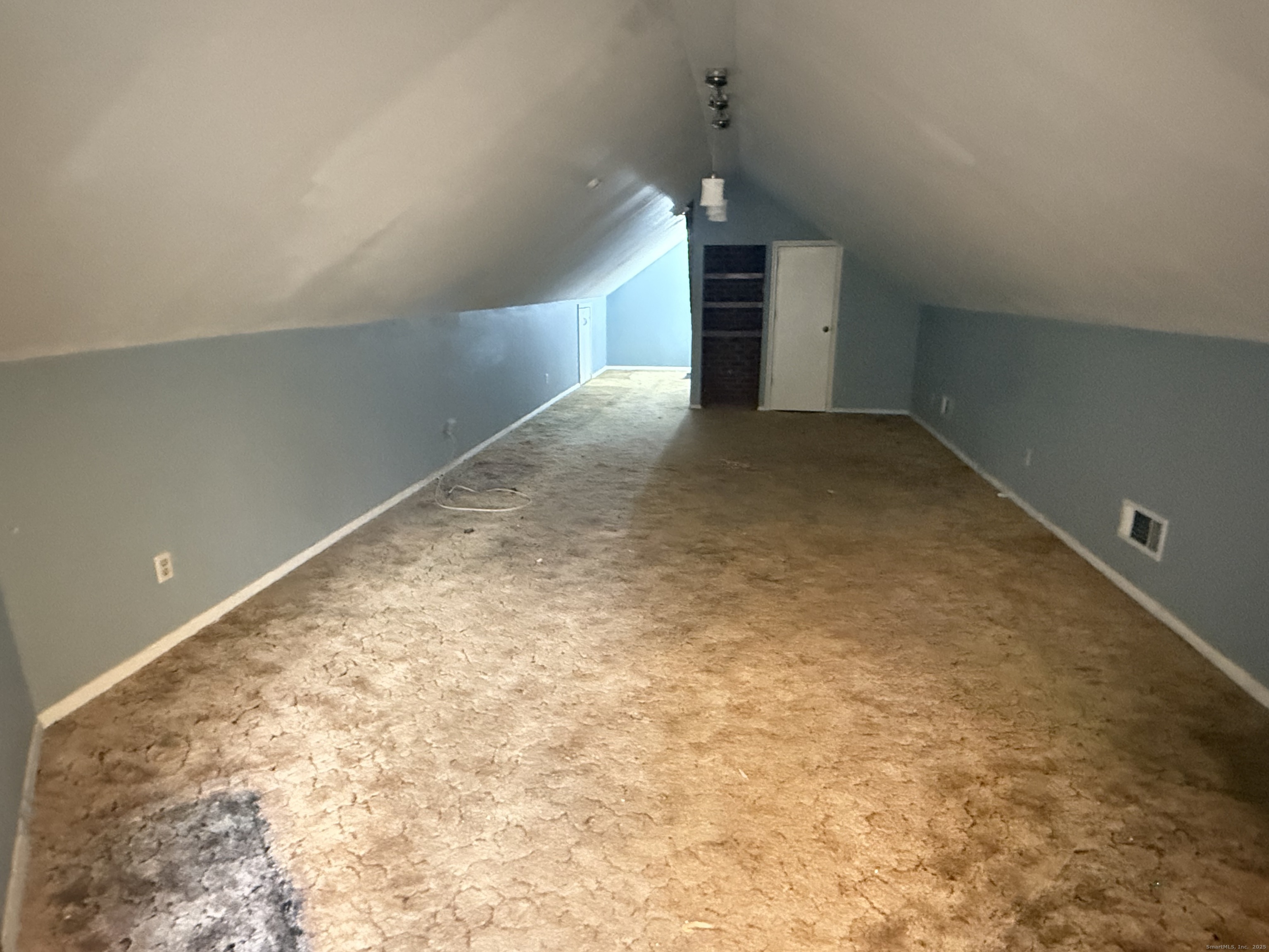 8 Nelson Place Fairfield CT 06825