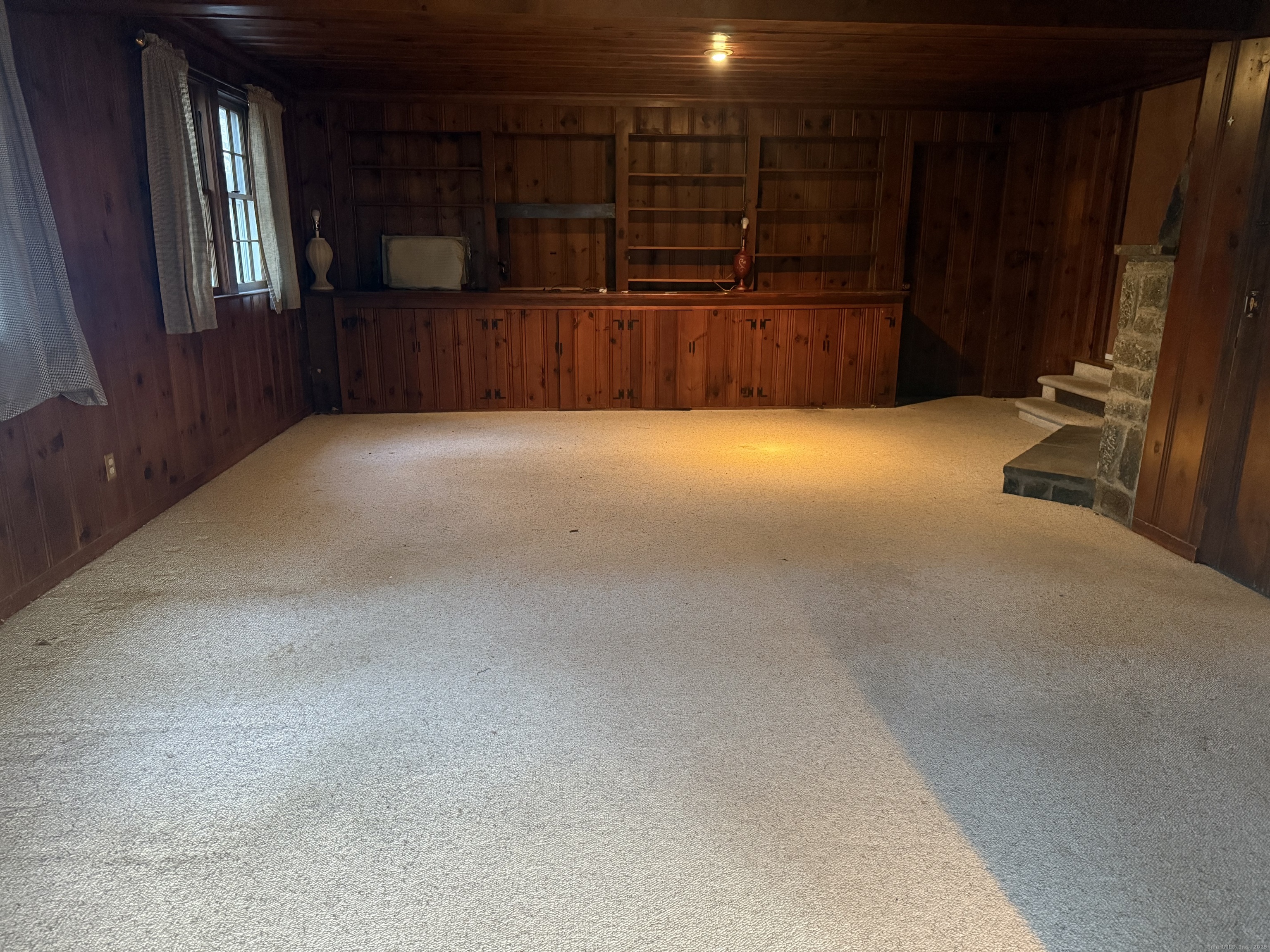 8 Nelson Place Fairfield CT 06825