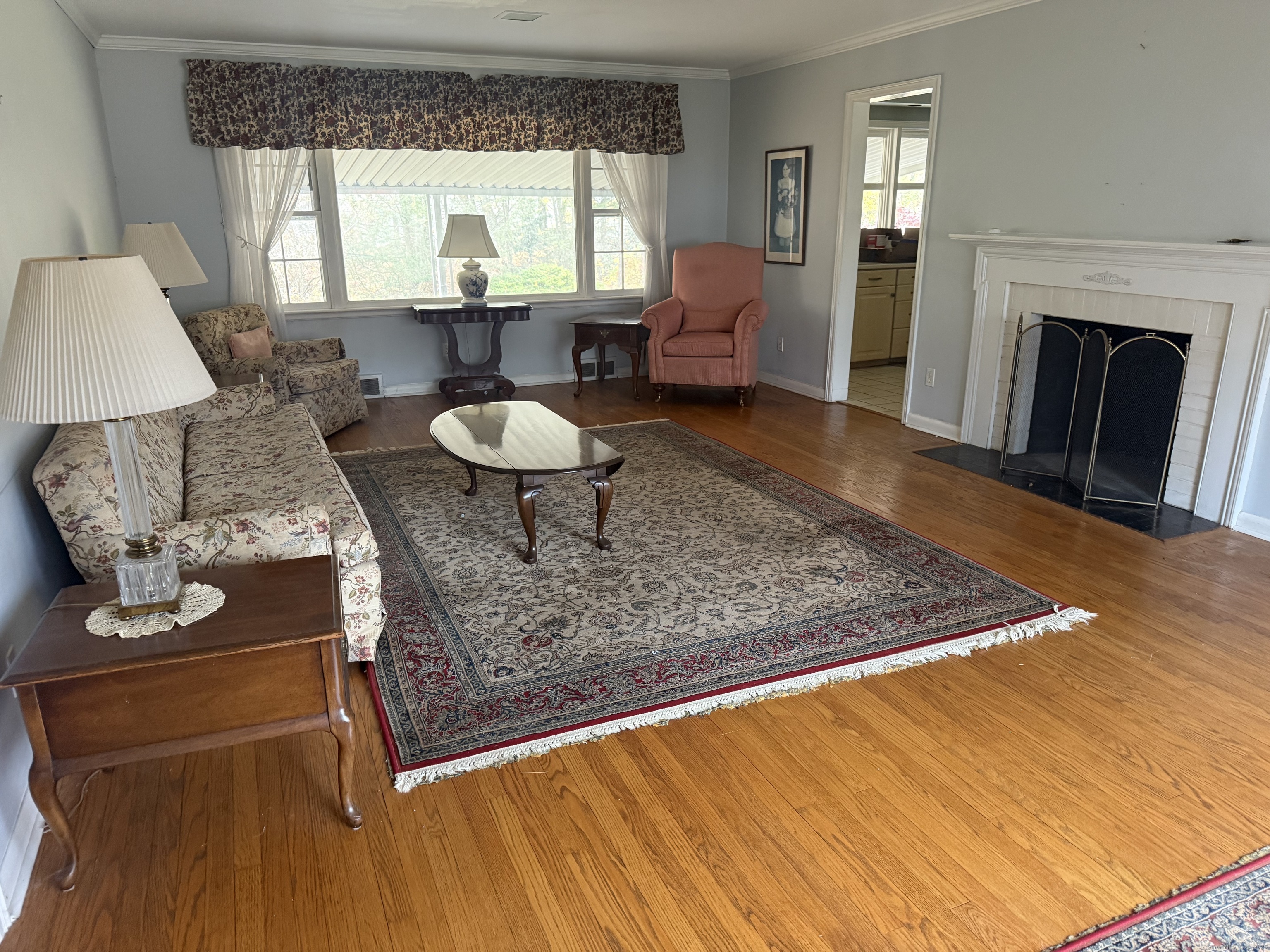 8 Nelson Place Fairfield CT 06825