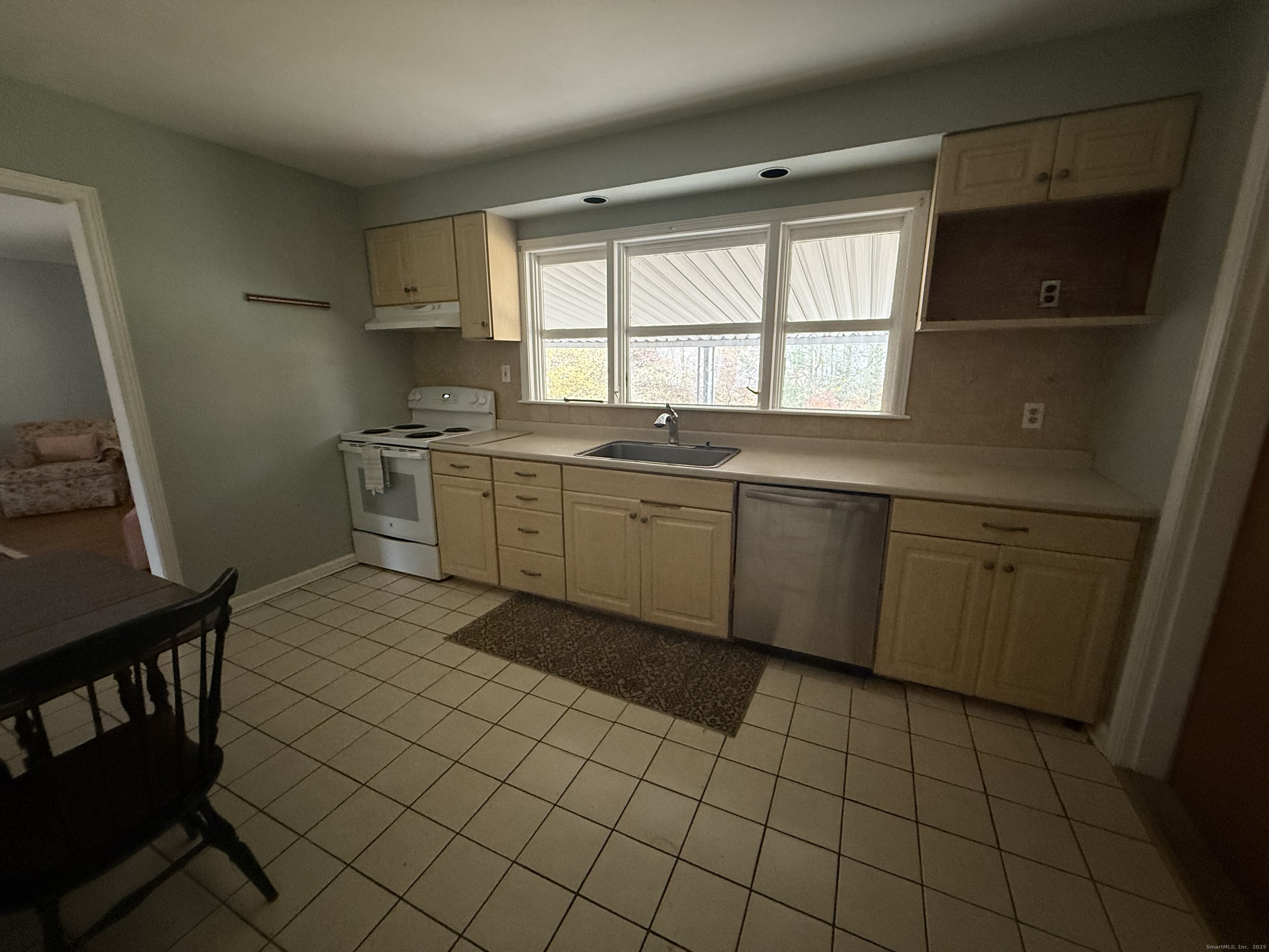 8 Nelson Place Fairfield CT 06825