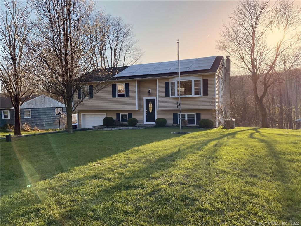 18 Dartmouth Road New Milford CT 06776