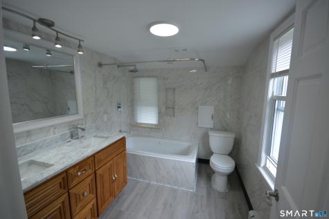 184 West Avenue Milford CT 06461