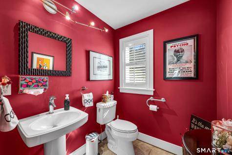 1085 Ocean Avenue New London CT 06320