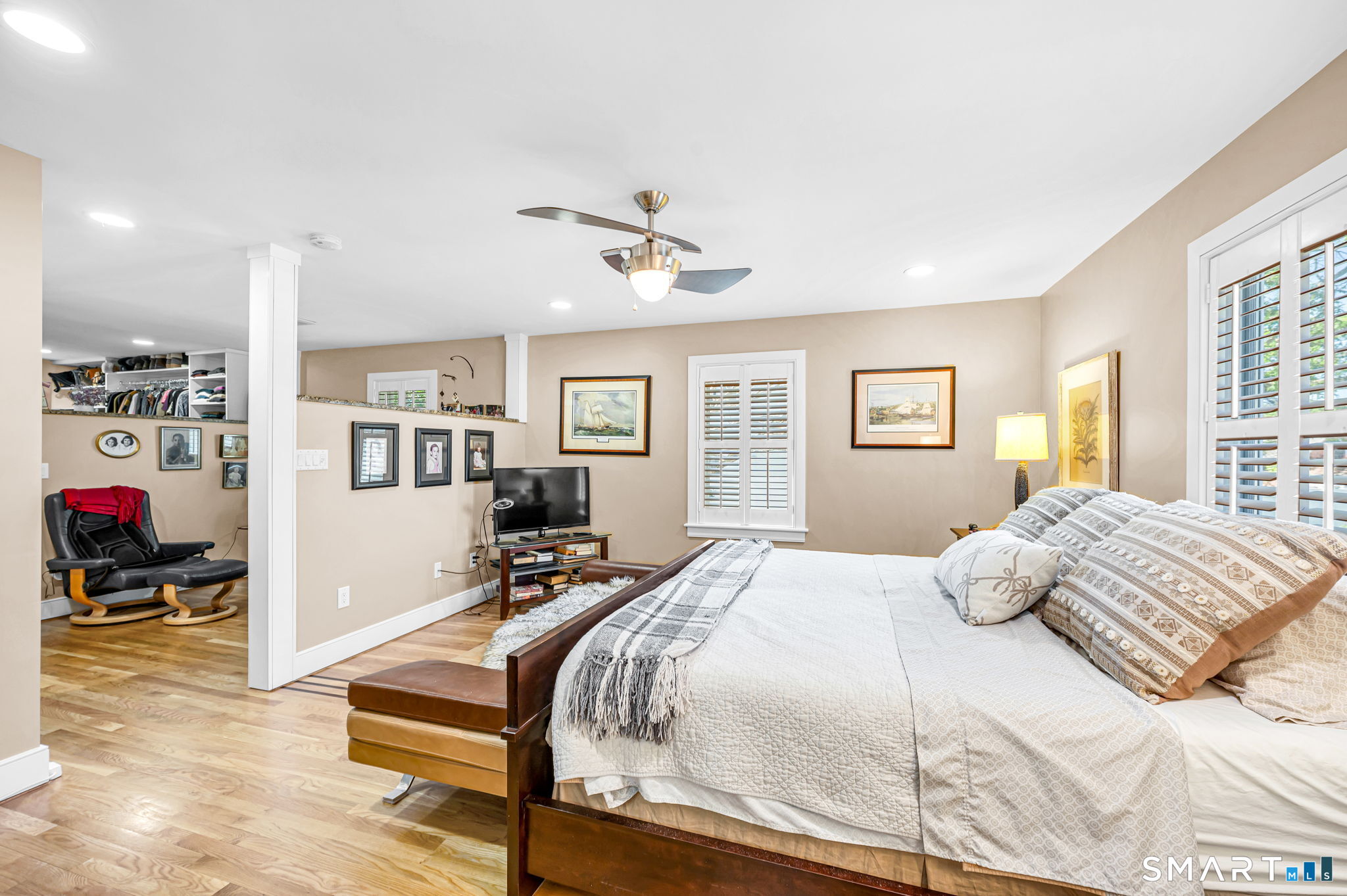 1085 Ocean Avenue New London CT 06320