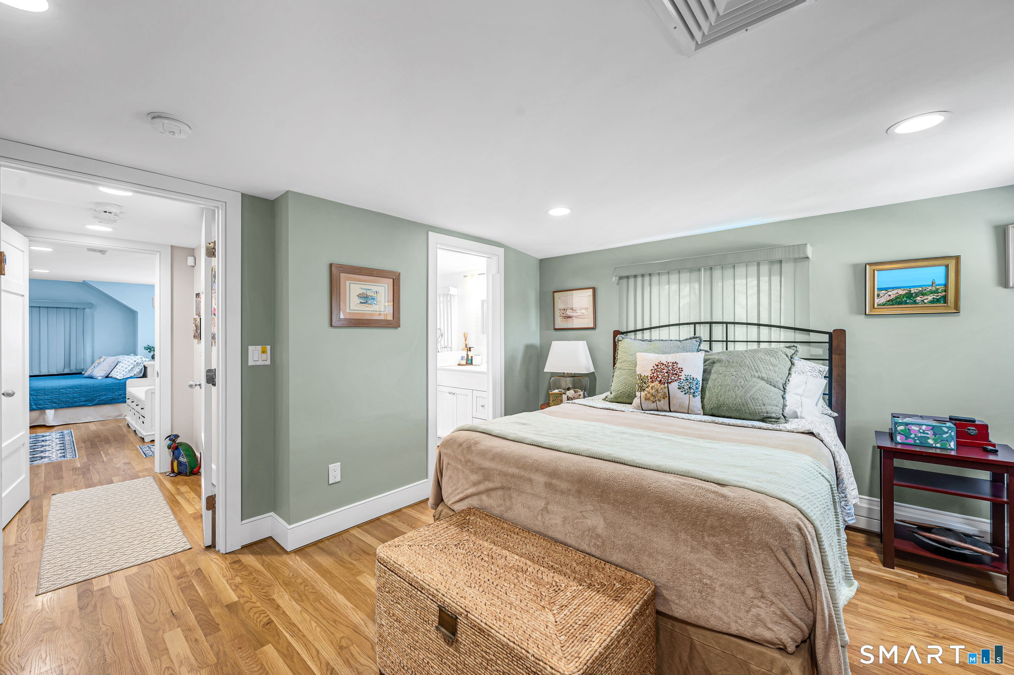 1085 Ocean Avenue New London CT 06320