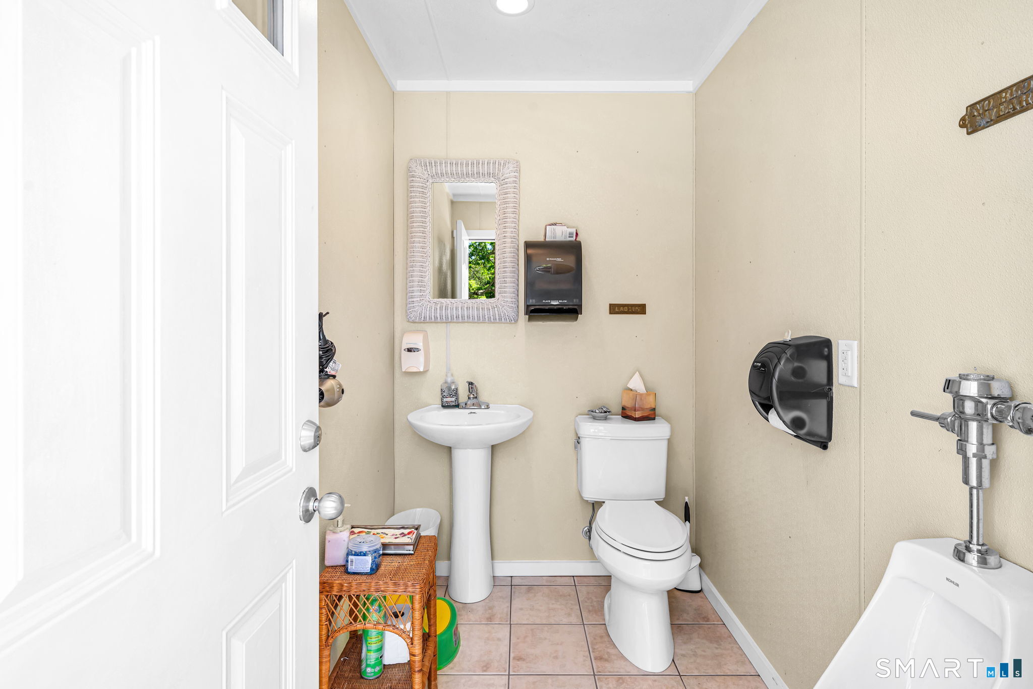 1085 Ocean Avenue New London CT 06320