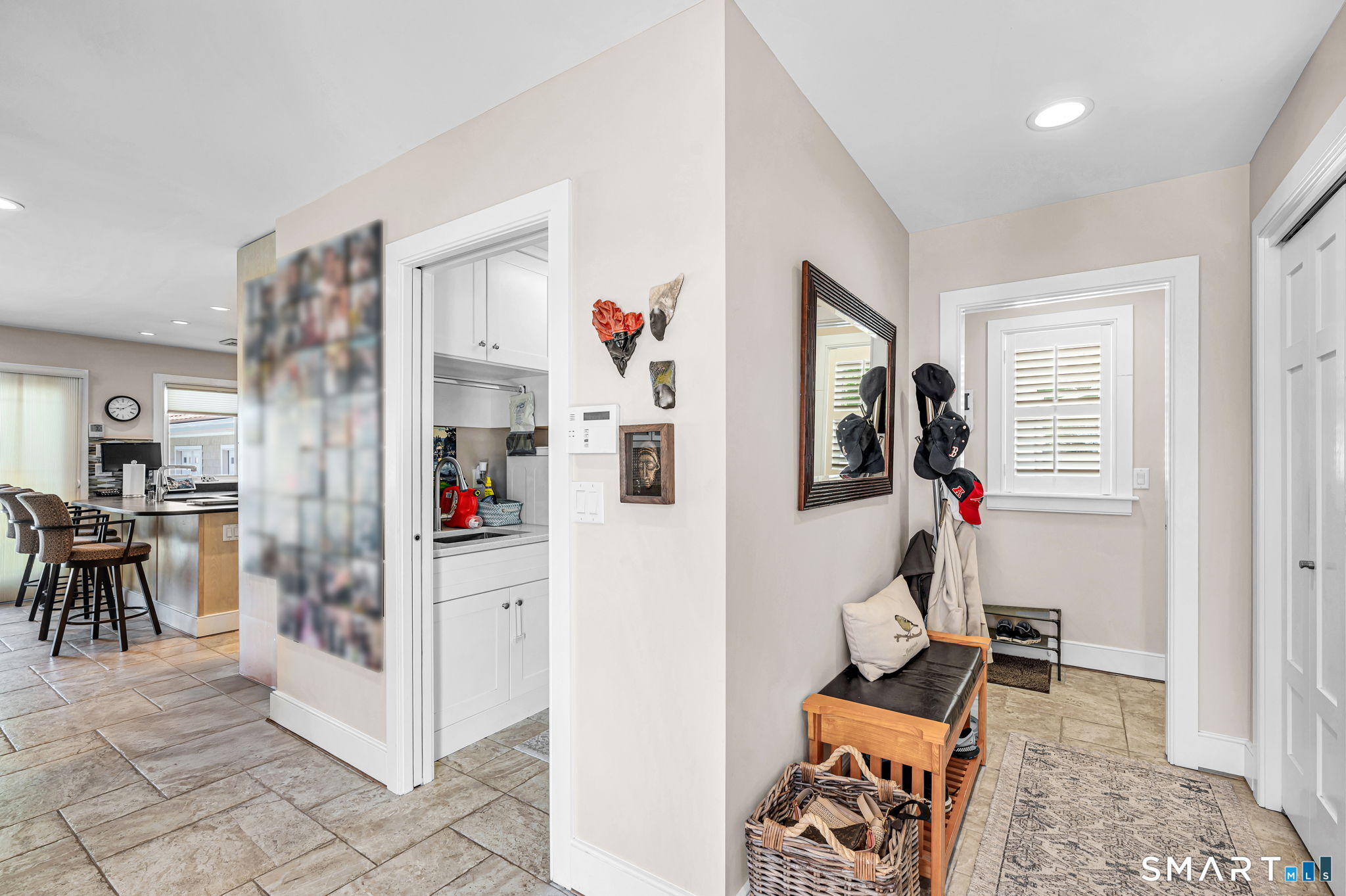 1085 Ocean Avenue New London CT 06320