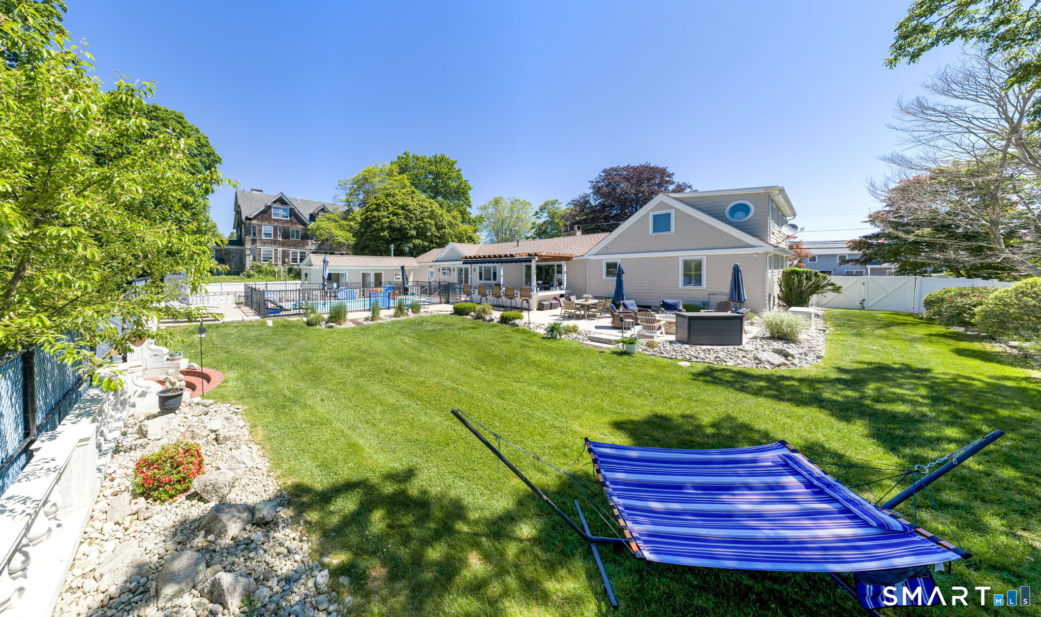 1085 Ocean Avenue New London CT 06320