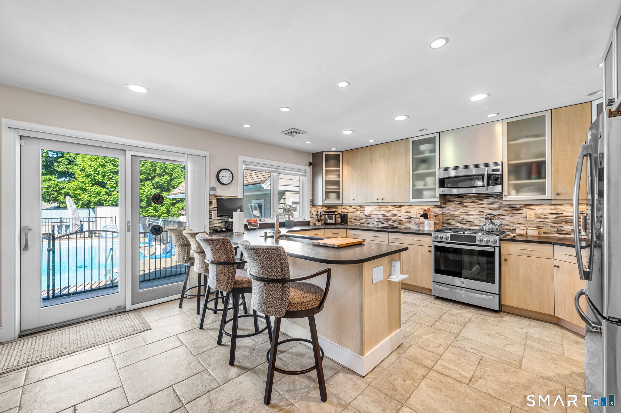 1085 Ocean Avenue New London CT 06320
